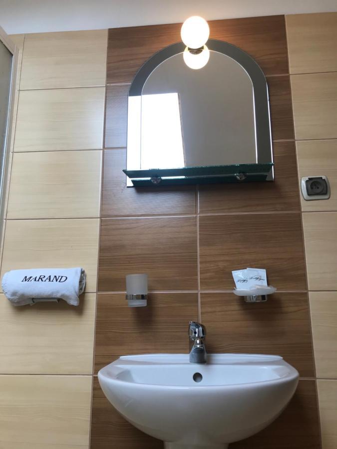 Hotel Marand Zaczernie ภายนอก รูปภาพ