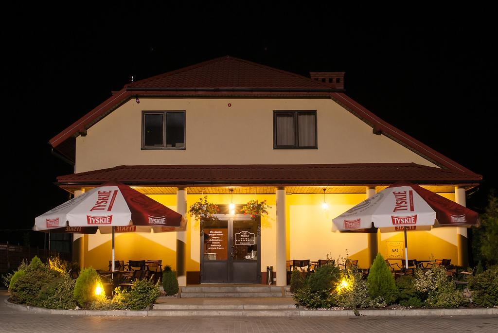 Hotel Marand Zaczernie ภายนอก รูปภาพ