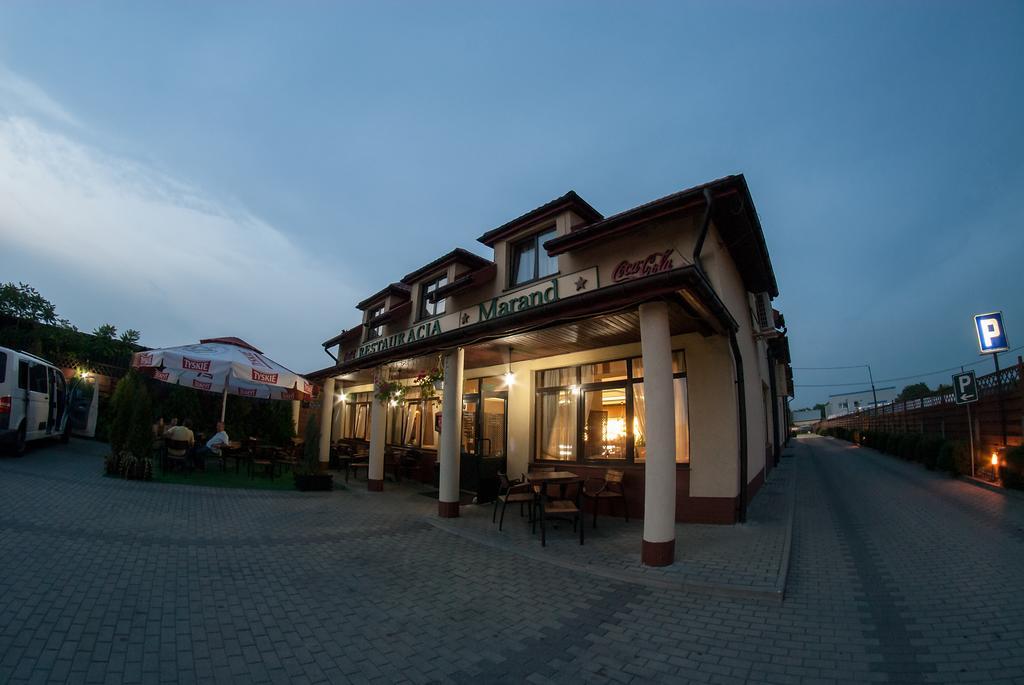 Hotel Marand Zaczernie ภายนอก รูปภาพ